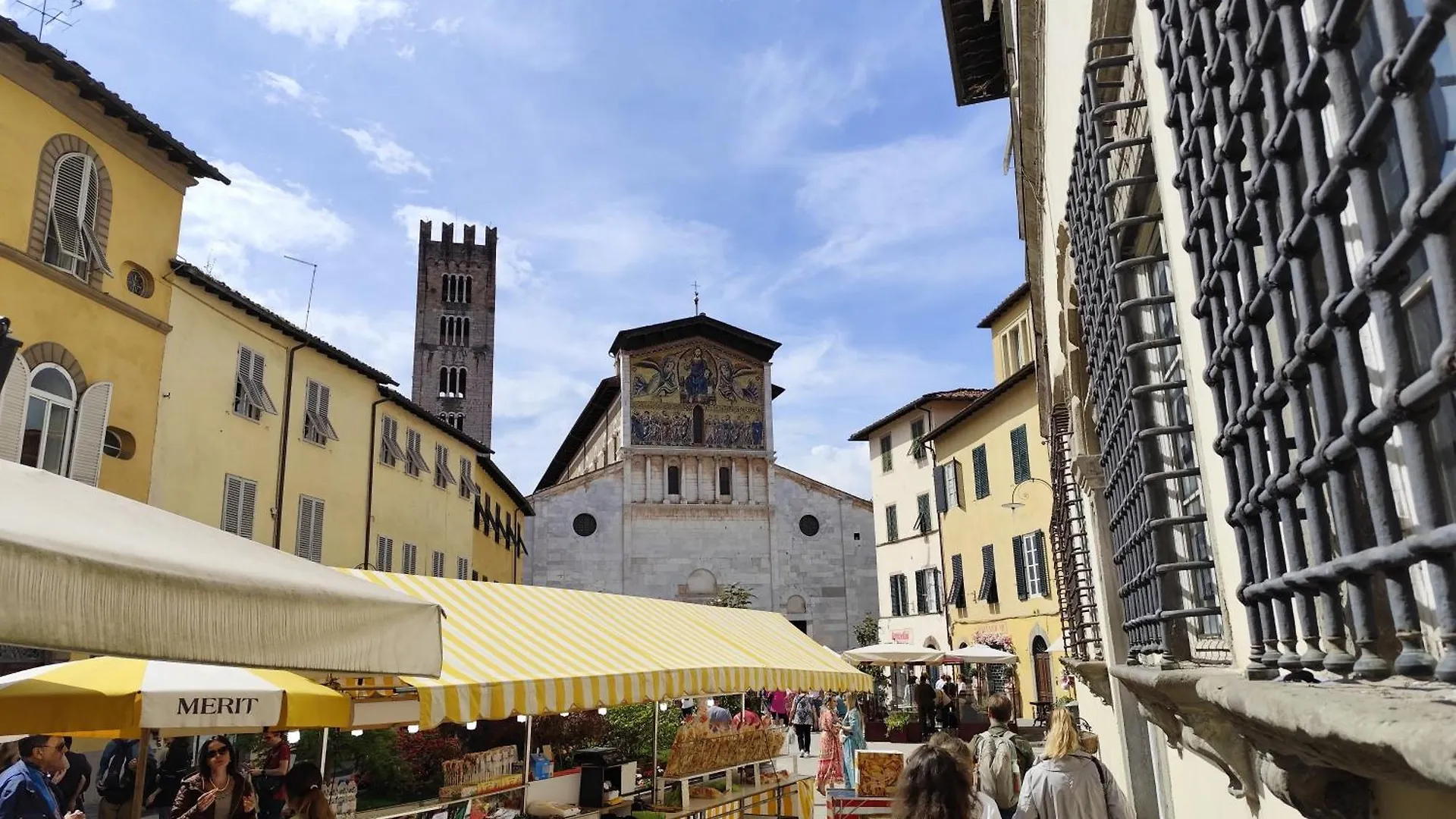 Casa Rosina + Box Per Auto 2 Bici 1,5Km Dalle Mura Lucca Apartment